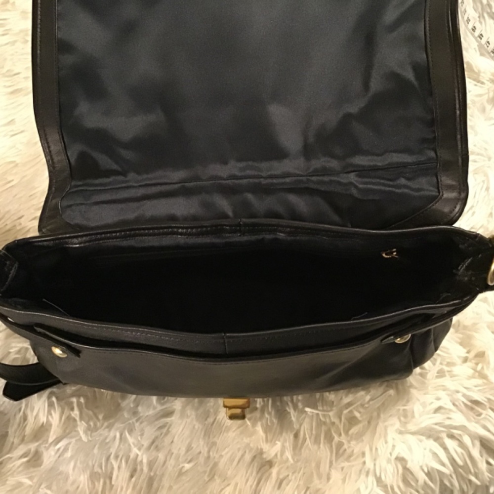 Y2K Coach Bag with Brass Chain Detail - Picture 7 of 8